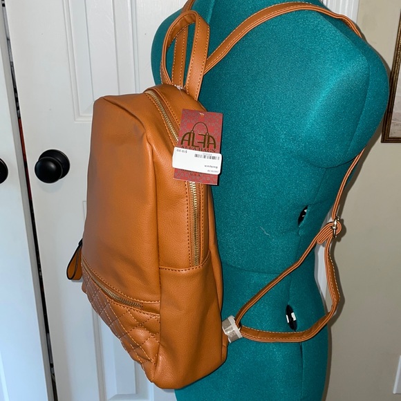 Mini backpack - Picture 1 of 5